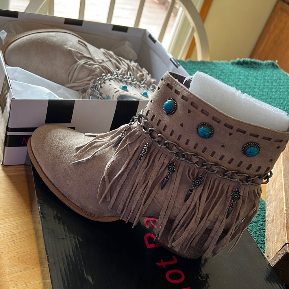 NEW Western style ankle booties. Still packaged. Womens size: 8